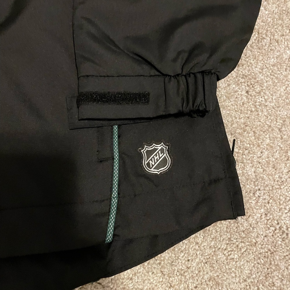 Reebok Center Ice Collection half zip jacket, NHL Wild Hockey. - Picture 3 of 6